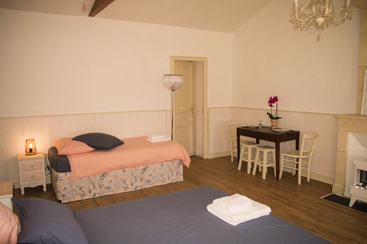 Apartmán Entre Pierre Et Bois Saint-Savinien Exteriér fotografie